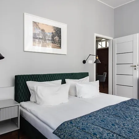 By Monte - Destigo 索波特