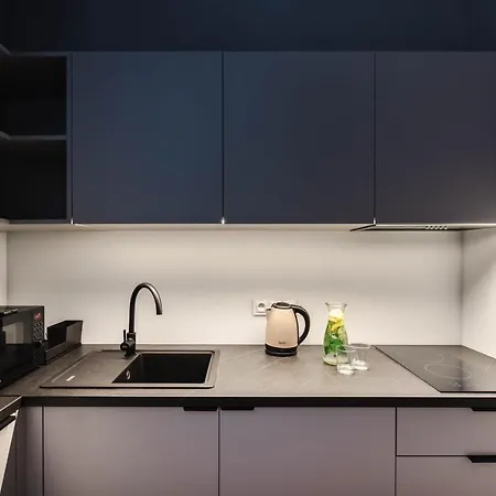 By Monte - Destigo *